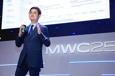 Alvin Feng, Director of Global Marketing and Solution Sales, Huawei Digital Finance BU (PRNewsfoto/HUAWEI)