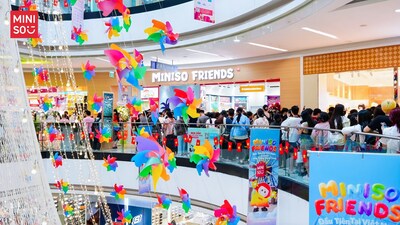 MINISO FRIENDS at Van Hanh Mall, Ho Chi Minh City (PRNewsfoto/MINISO)