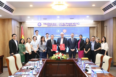 Cambridge signing ceremony with Associate Professor, Nguyen Duc Son - President Hanoi University of Education