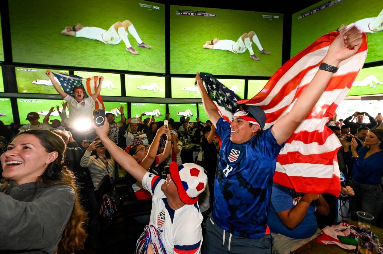 Tom’s Watch Bar Brings Affordability Back to this Summer’s Biggest Sports Events Tom’s Watch Bar Brings Affordability Back to this Summer’s Biggest Sports Events