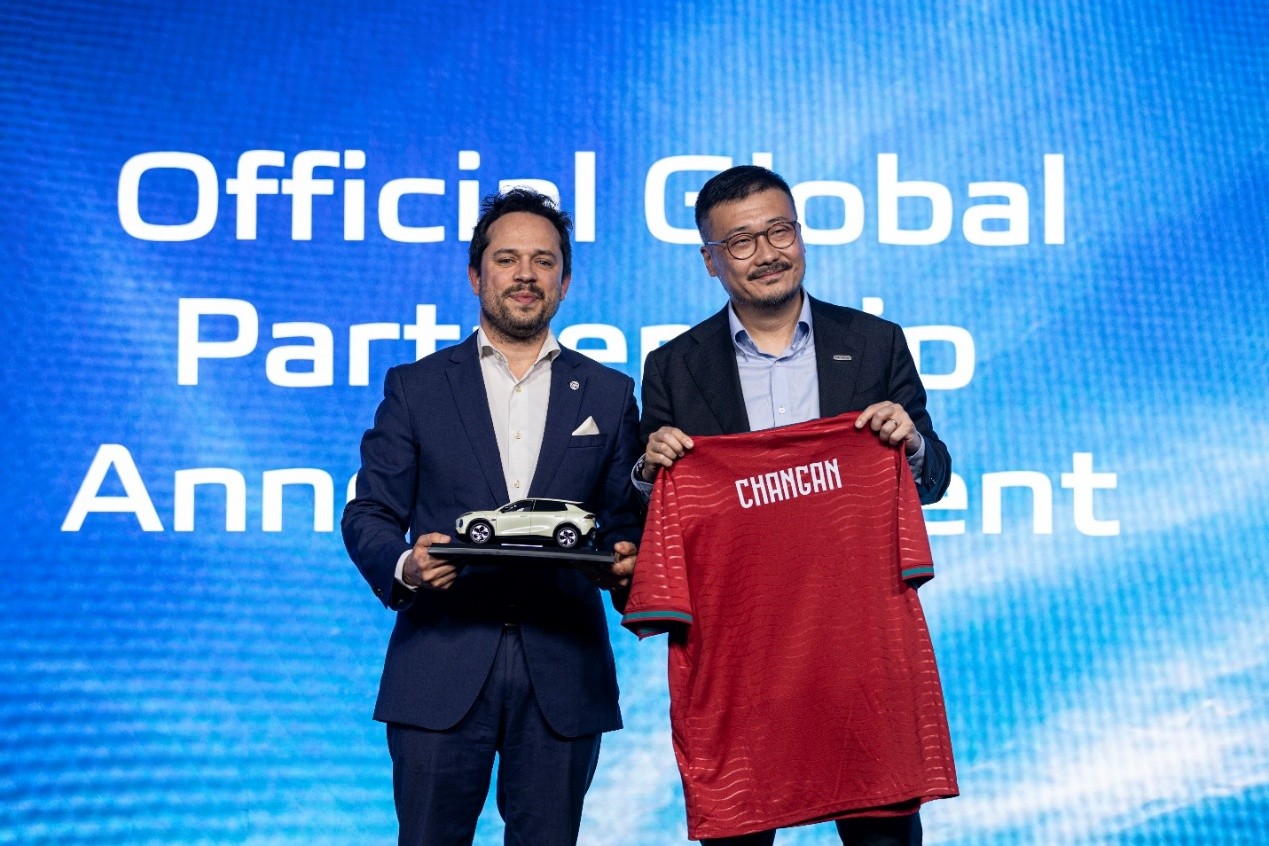 Changan Automobile Announces Global Strategic Partnership with the Portugal National Football Team, Leveraging Global Sports IP to Deepen MEA Market Layout Representatives of Changan Automobile and the Portuguese Football Federation at the global strategic partnership announcement event