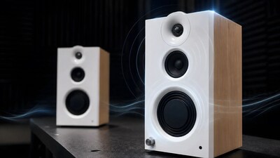 Jazz Hipster giới thiệu loa bookshelf 3 đường tiếng với âm trầm từ thiết kế thùng kín, tái định nghĩa âm thanh để bàn. (PRNewsfoto/Jazz Hipster)