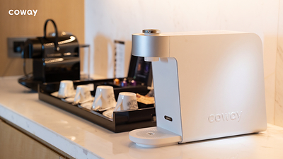 Coway Vina lắp đặt 542 máy lọc nước cho toàn bộ phòng nghỉ tại New World Saigon Hotel, góp phần giảm 285.000 chai thủy tinh tái sử dụng mỗi năm Máy lọc nước không điện của Coway 'P-350N' được lắp đặt tại phòng khách sạn New World Saigon ở TP. Hồ Chí Minh, Việt Nam
