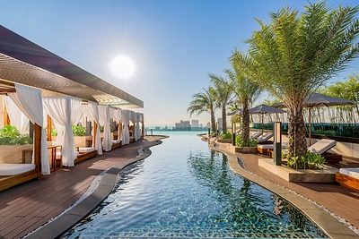 Hồ bơi ngoài trời Hồ bơi ngoài trời