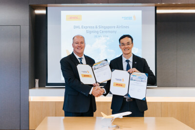 DHL Express và Singapore Airlines gia hạn thỏa thuận hợp tác vận tải hàng hóa bằng máy bay Boeing 777