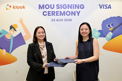 Klook và Visa hợp tác tại 6 thị trường Đông Nam Á nhằm thúc đẩy xu hướng du lịch trải nghiệm Từ trái qua phải: Sarah Wan, General Manager for Singapore, Indonesia, Malaysia and Thailand, Klook and Gladys Chan, Head of Marketing, Regional Southeast Asia, Visa