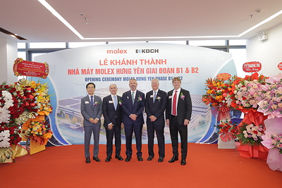 Molex khánh thành nhà máy sản xuất thứ 2 tại Việt Nam Molex opens its expanded manufacturing facility in Hung Yen, adding high-tech manufacturing, engineering and quality assurance capacity in Vietnam to meet growing customer demand in the high-speed data center market.