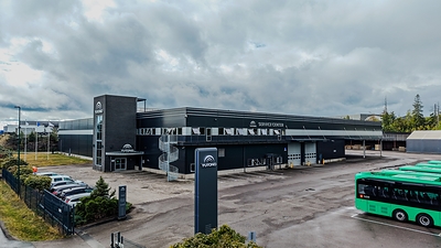Yutong opens its first comprehensive service center in Europe Yutong opens its first comprehensive service center in Europe
