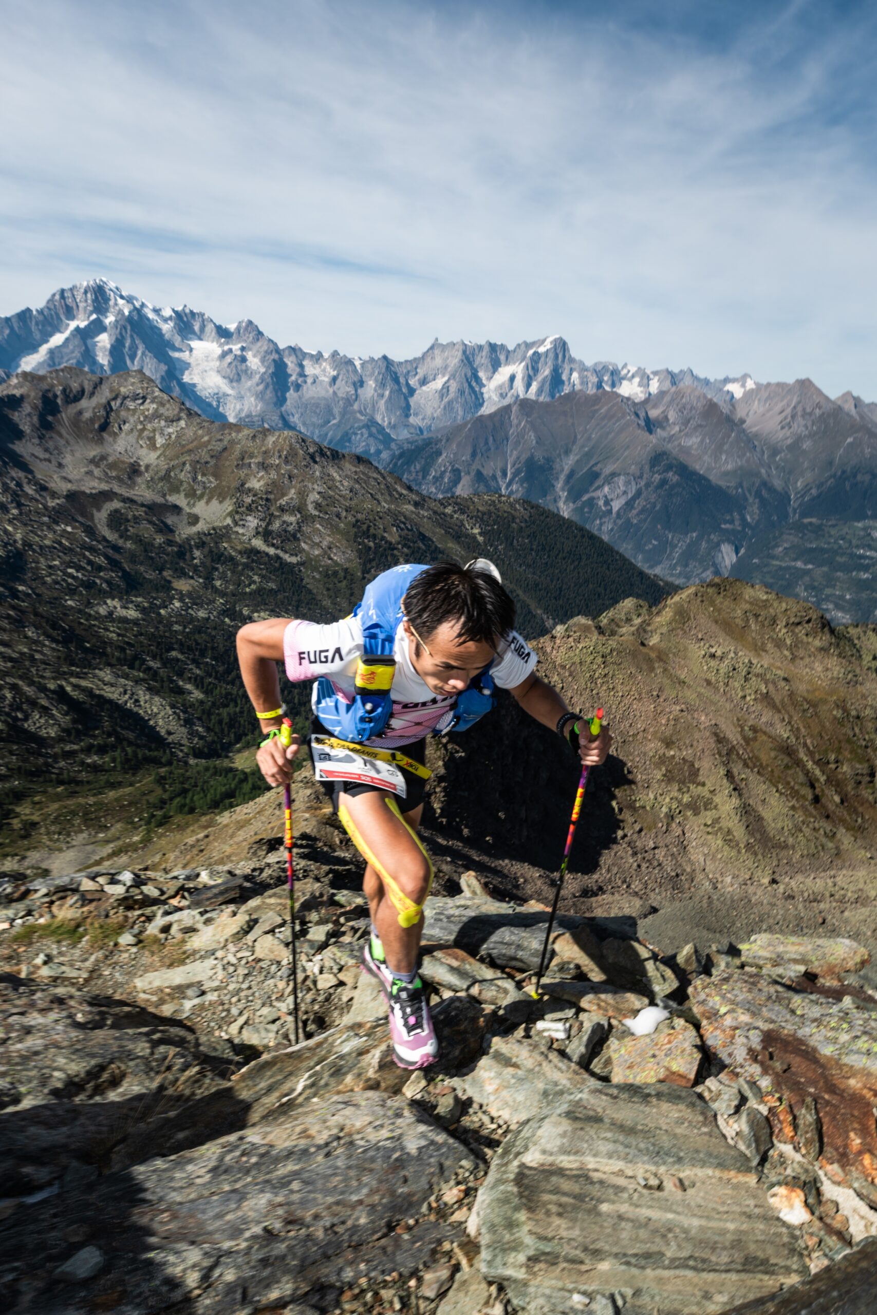 KAILAS FUGA ATHLETE Jiaju ZHAO from China shatters TOR330 record in Italy KAILAS FUGA ATHLETE Jiaju ZHAO wins TOR330
