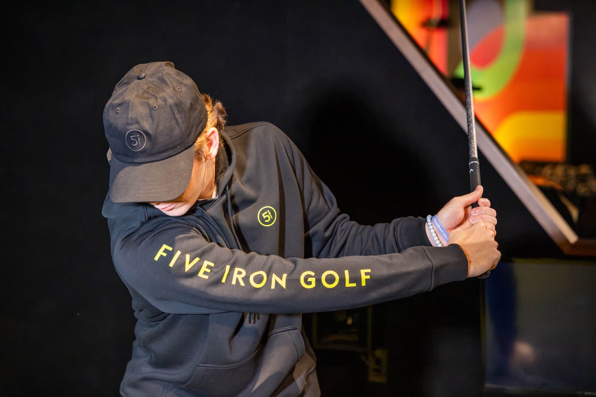 FIVE IRON GOLF NAMES JACK ARCHER OFFICIAL APPAREL PARTNER Five Iron Golf and Jack Archer announce a new national partnership making Jack Archer the official apparel partner of Five Iron Golf beginning October 13, 2026. The partnership includes custom staff uniforms, retail apparel and an exclusive co-branded collection.